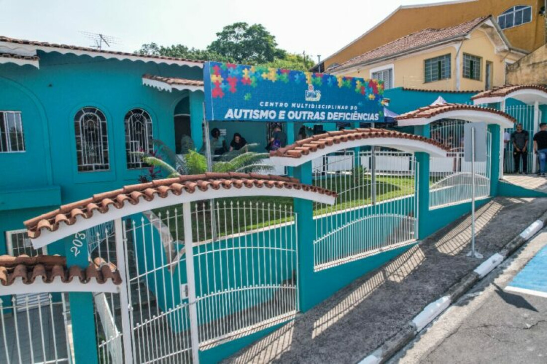 Ferraz inaugura Centro Multidisciplinar do Autismo e Outras Deficiências