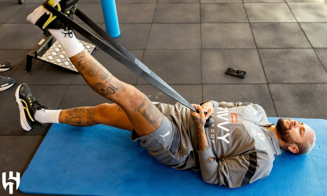 Neymar volta a treinar pelo Al-Hilal