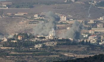 Israel bombardeia instituição financeira ligada ao Hezbollah no Líbano