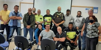 Agentes municipais de trânsito participam de capacitação