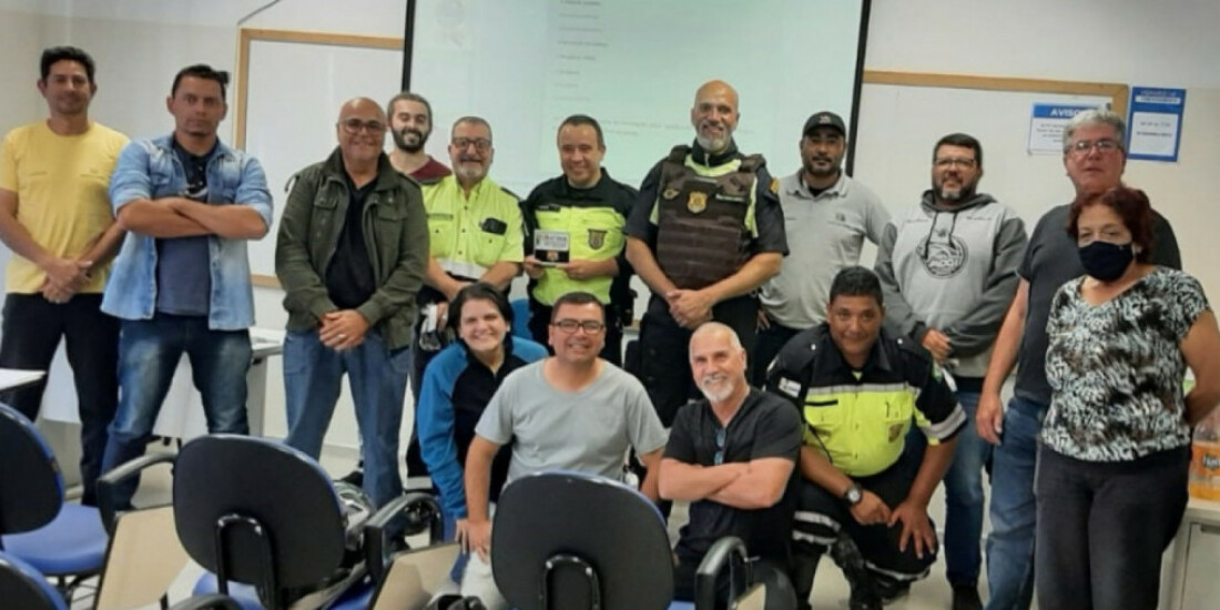 Agentes municipais de trânsito participam de capacitação