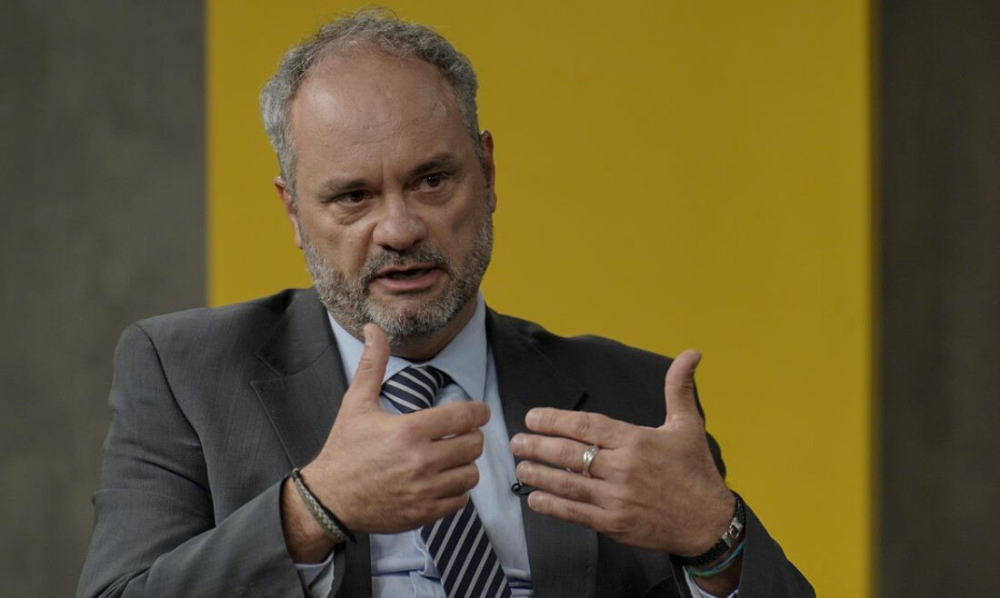 Serviço público tem escolaridade média superior ao setor privado