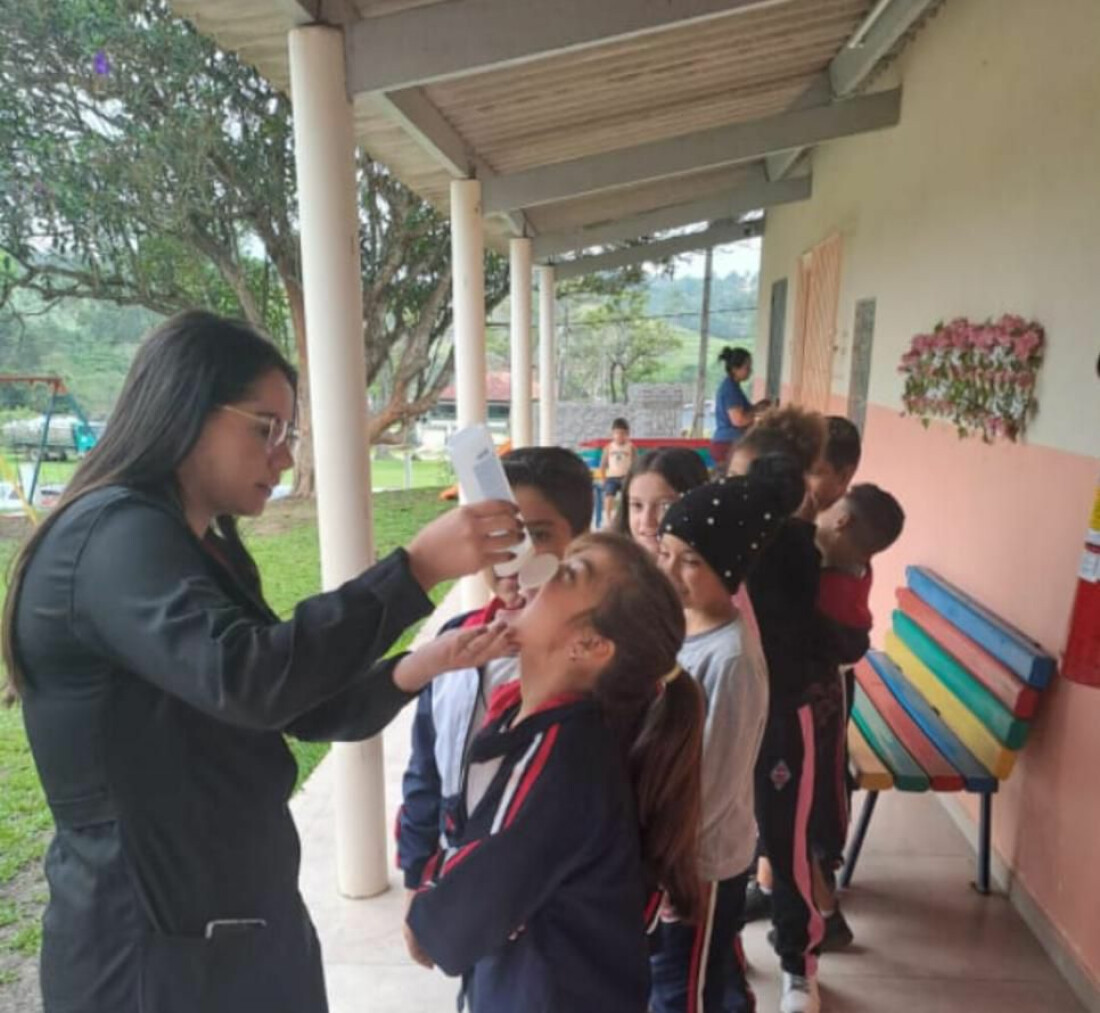 Santa Isabel leva ação de prevenção bucal às crianças do bairro Monte Negro