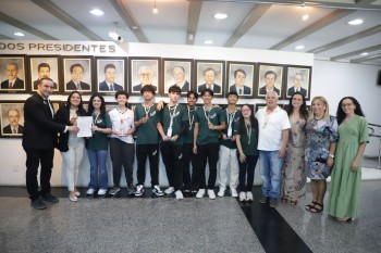 Câmara parabeniza atletas mogianos e estudantes da Etec Presidente Vargas 