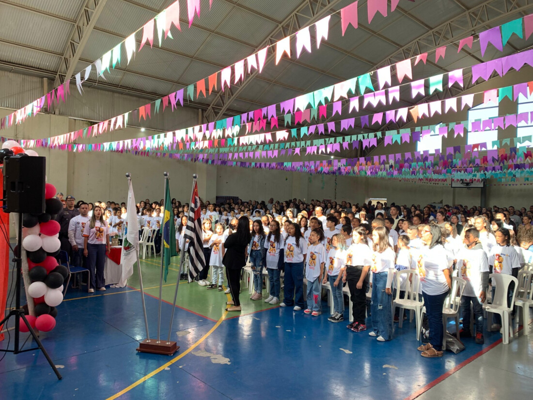 Educação de Poá realiza formatura do Proerd