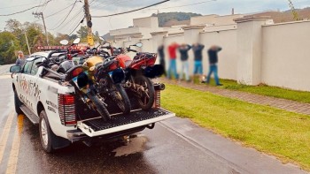 PM apreende três motocicletas irregulares em Guararema 