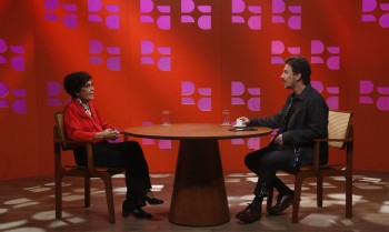 Marilena Chauí discute democracia e mundo digital no DR com Demori