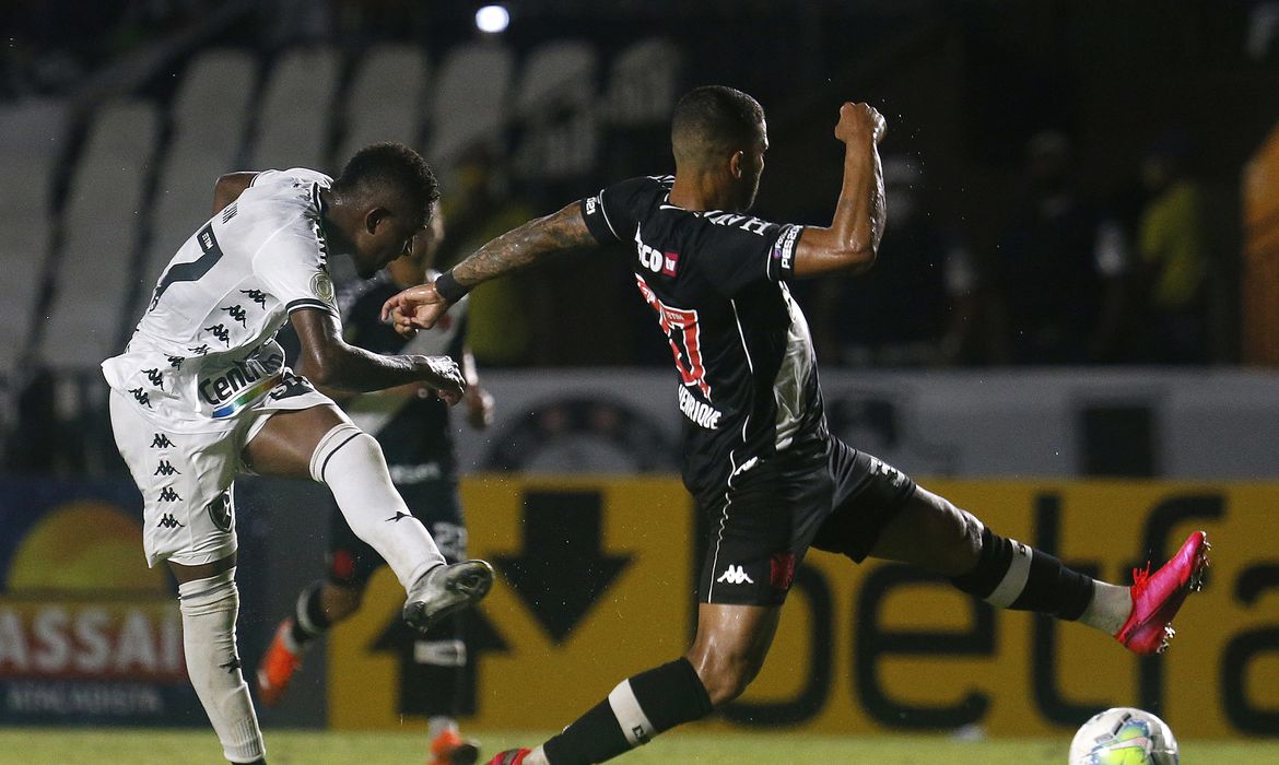 Rádio Nacional transmite clássicos do Campeonato Brasileiro