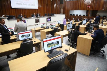 Câmara convoca secretária de Mobilidade Urbana sobre prorrogação de contrato 