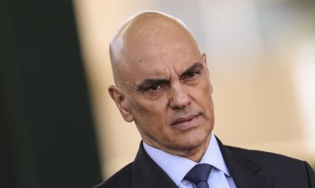 Pandemia não foi gripezinha, diz Alexandre de Moraes