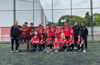 Equipes feminina e masculina do SESI Mogi das Cruzes são campeãs de Hockey5's