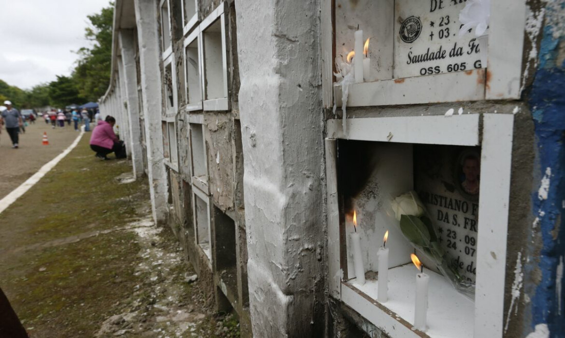 Câmara de SP convoca concessionárias do serviço funerário