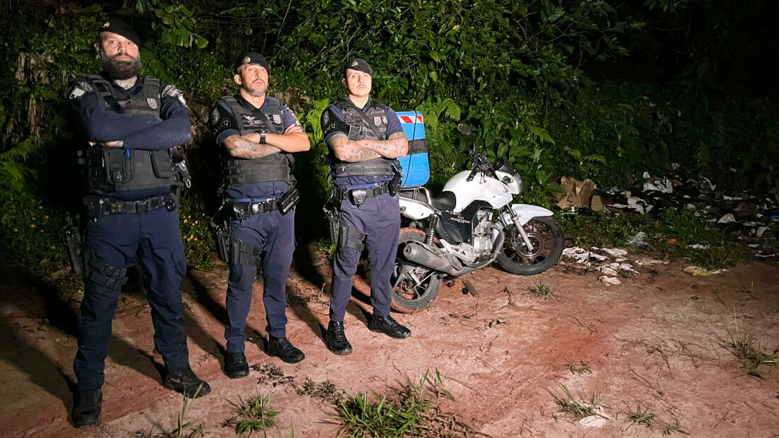 GCM de Itaquá recupera moto roubada e apreende 462 entorpecentes durante operação