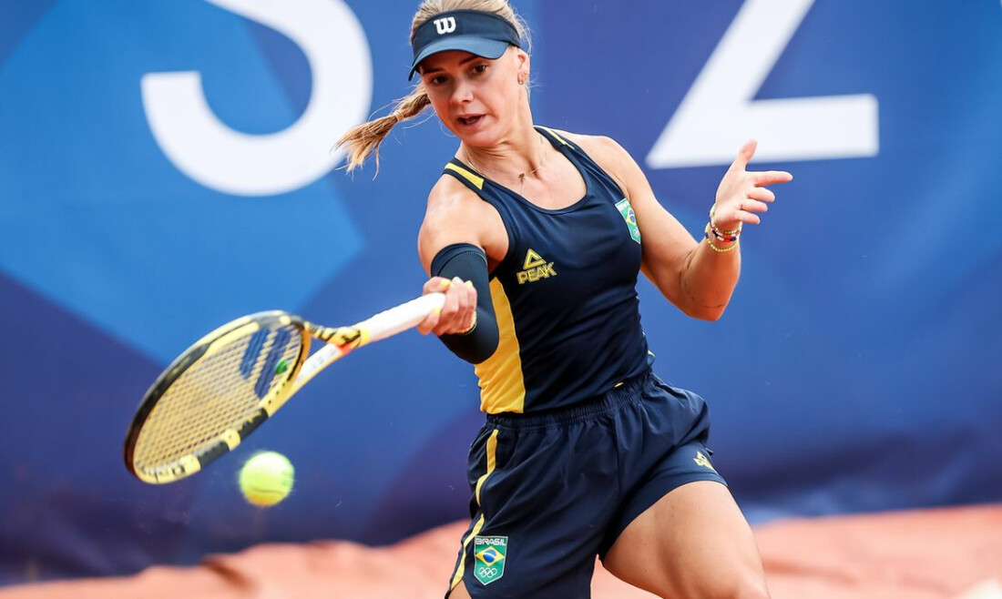 Laura Pigossi abre jogos Brasil x Argentina da Billie Jean King Cup