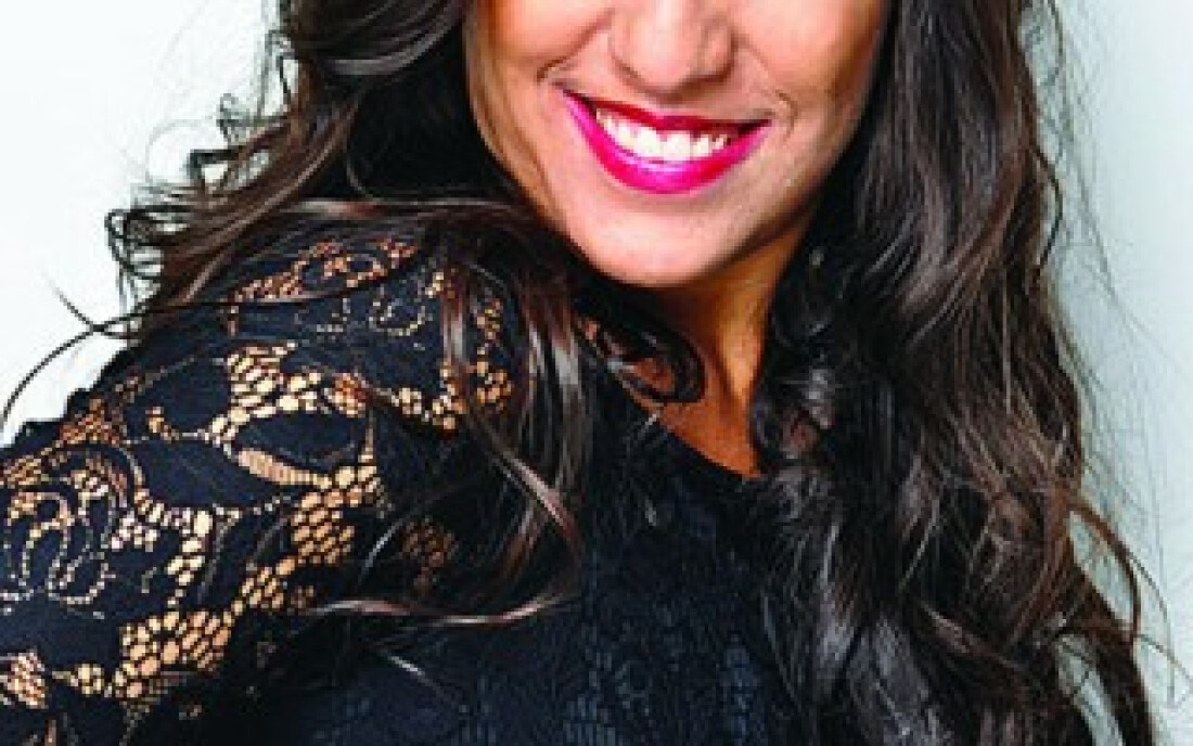 Kátia Moraes em nova fase na tevê