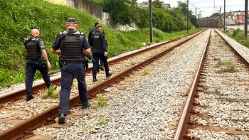 GCM de Itaquá detém um homem por tráfico e apreende mais de 500 entorpecentes