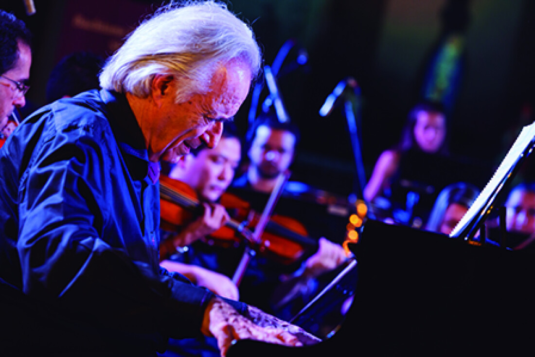 Escola de Suzano recebe o maestro João Carlos Martins nos 15 anos de projeto