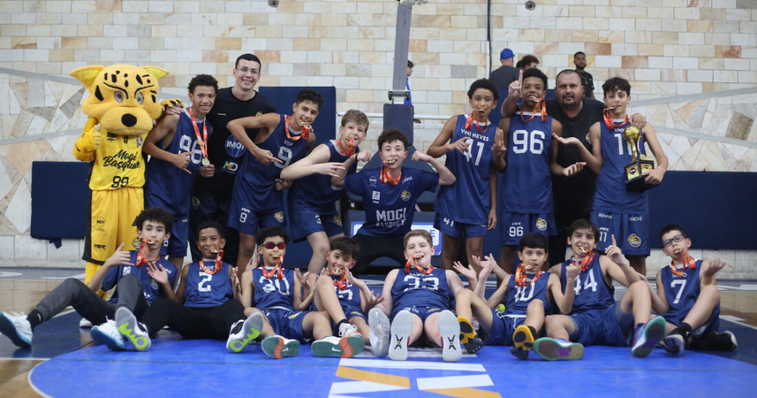 SUB 12 do Mogi Basquete conquista título inédito no Campeonato Paulista
