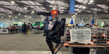Área gratuita da Campus Party atrai crianças e adolescentes