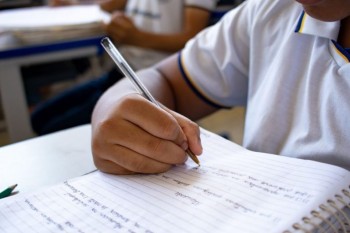 Alunos da região se destacam em concurso de redação do Estado 