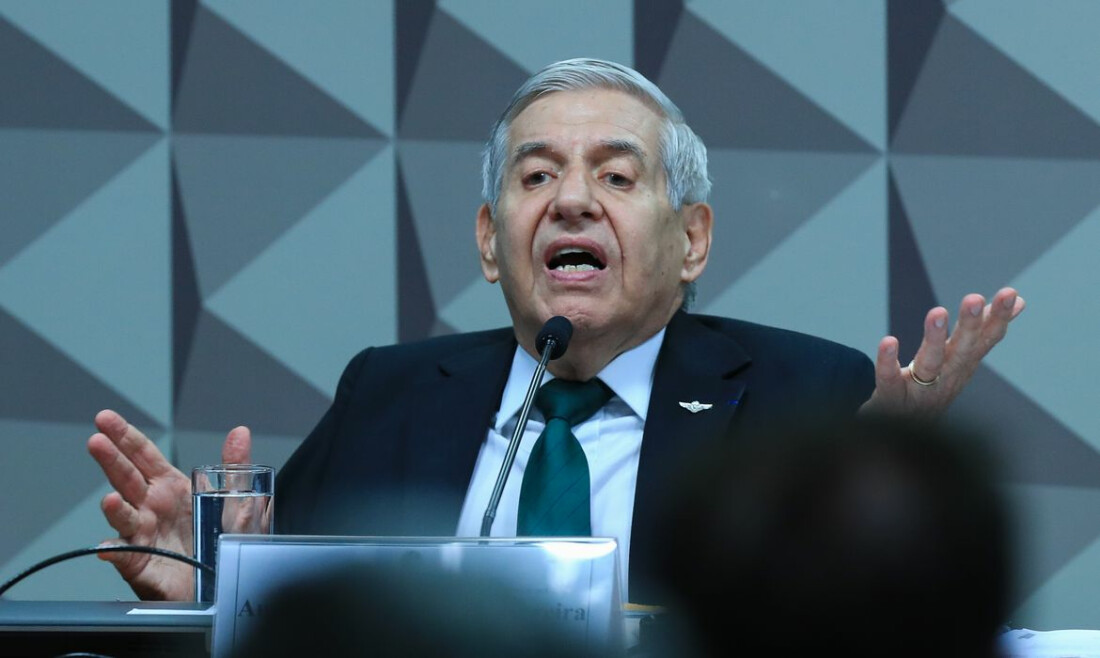 Anotações de Heleno continham "diretrizes estratégicas" contra urnas