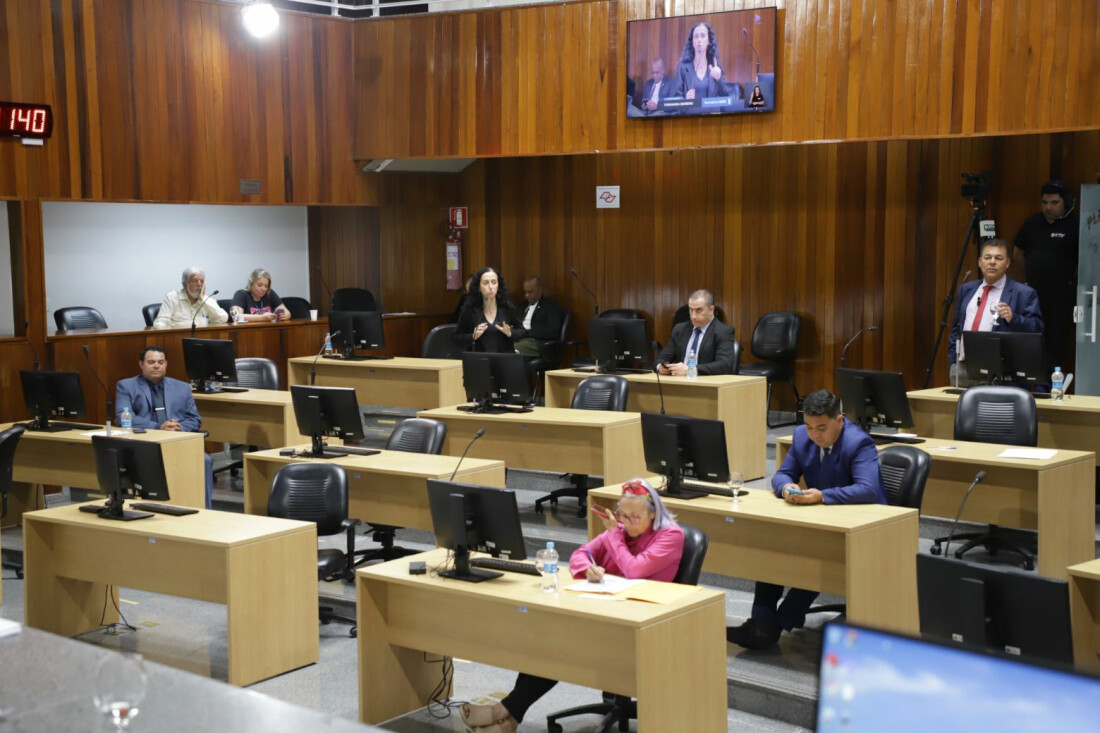 Parlamentares pedem curso de resgate e manejo de animais na PM