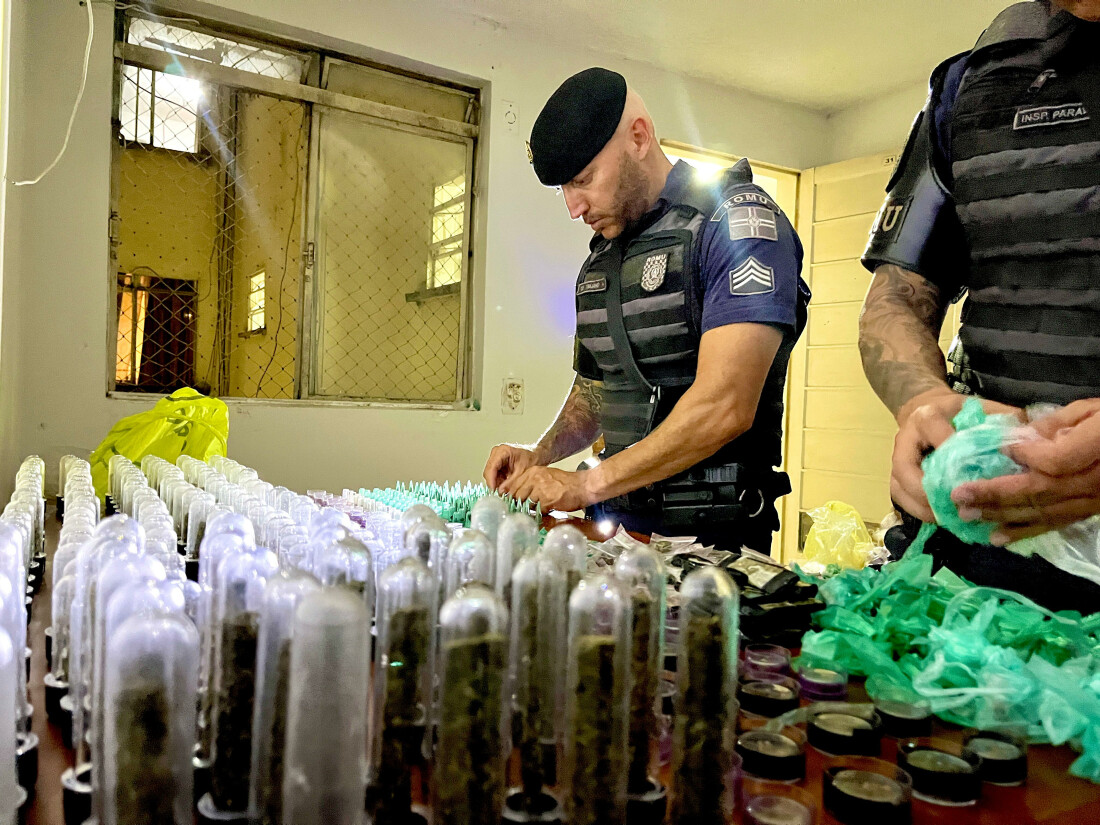 GCM de Itaquá desarticula casa bomba e apreende 3,7 mil porções de entorpecentes