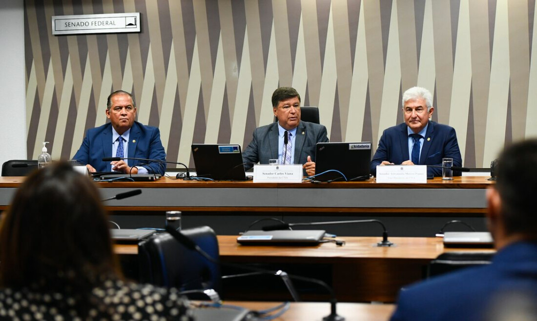 Big tech é excluída do rol de Inteligência Artificial de alto risco