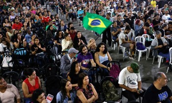 Professores municipais do Rio encerram greve