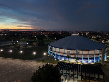 Parque Max Feffer recebe 'Parada Natalina' neste domingo
