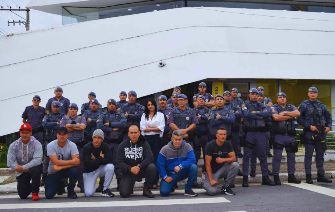 Polícia Militar simula ocorrência de roubo a banco em Guararema