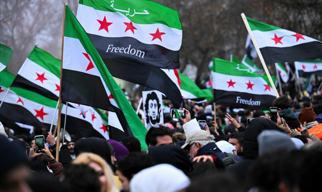 Síria: potências estrangeiras apoiaram 13 anos de guerra contra Assad