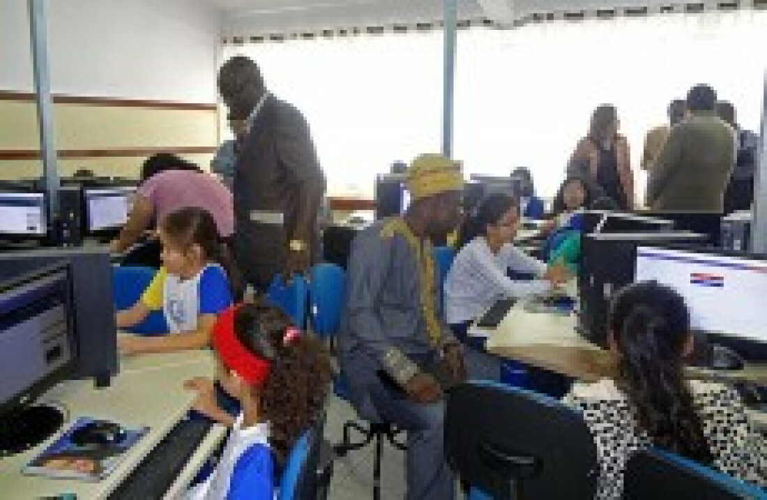 Escola é referência para educadores da Nigéria