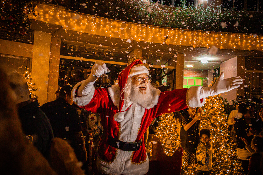 Vila Helio terá Papai Noel, show de neve,  banda de rock e teatro infantil no domingo