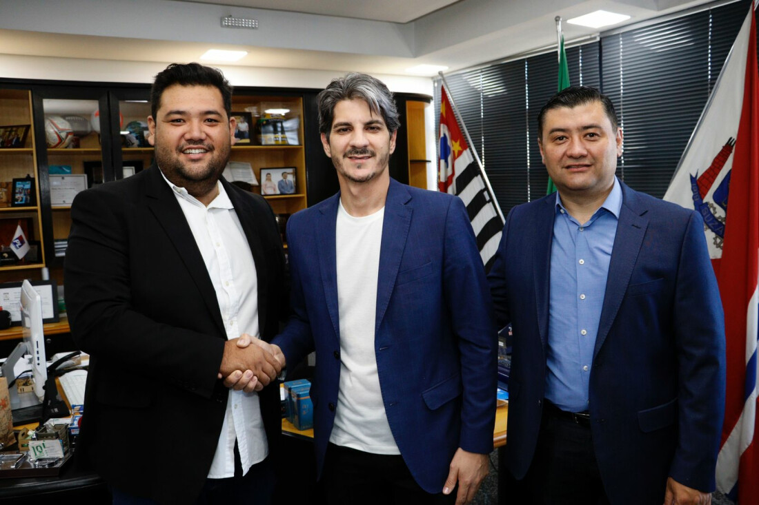 Alex Santos seguirá como secretário de Governo na gestão Pedro Ishi