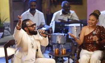 TV Brasil: Xande de Pilares canta sucessos no Samba na Gamboa