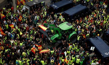 Agricultores vão às ruas de Madri contra acordo UE/Mercosul
