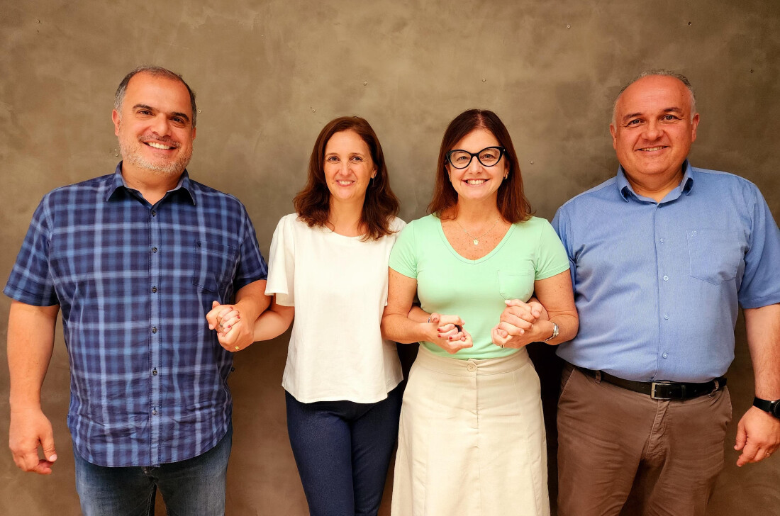 Mara Bertaiolli e Téo Cusatis anunciam Romildo Campello para a Habitação de Mogi