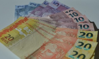 Receitas terão de subir R$ 17,9 bi para atingir déficit zero em 2025
