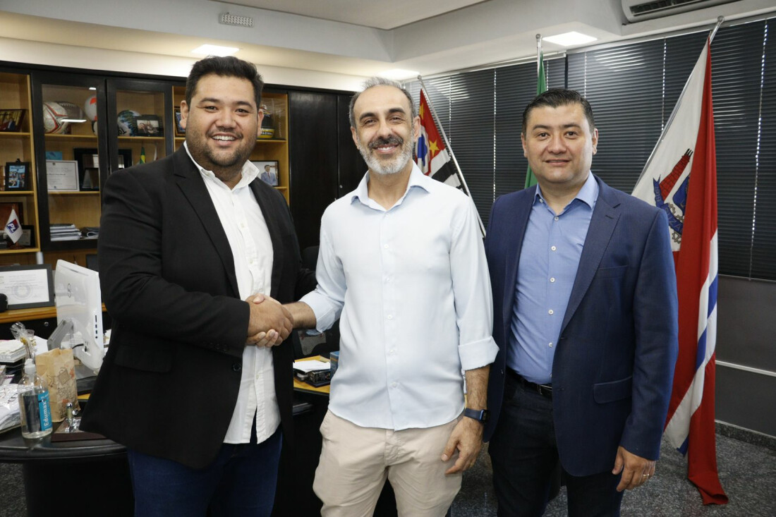 Pedro Ishi reforça continuidade com mais três secretários do governo Ashiuchi 