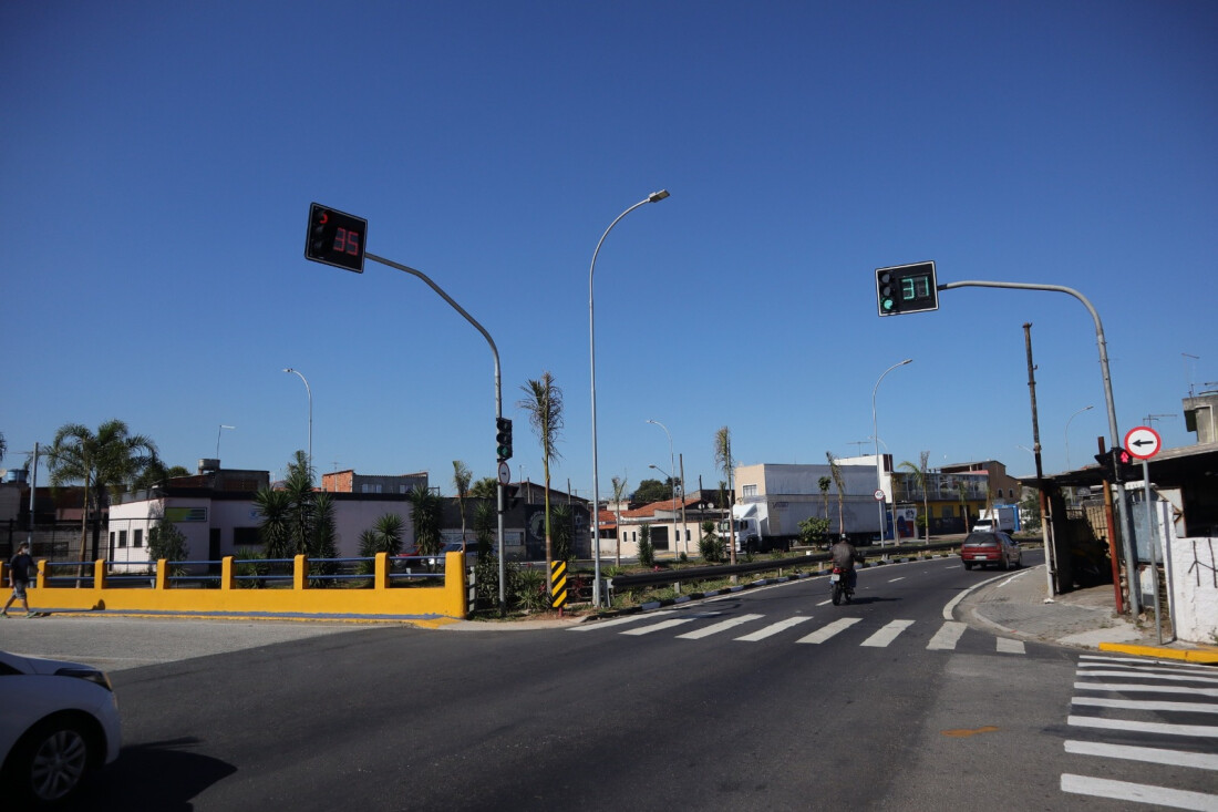 Símbolo da transformação viária em Suzano, Marginal do Una completa cinco anos