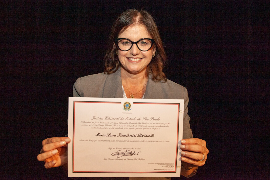 Prefeita eleita, vice-prefeito e vereadores são diplomados em Mogi das Cruzes