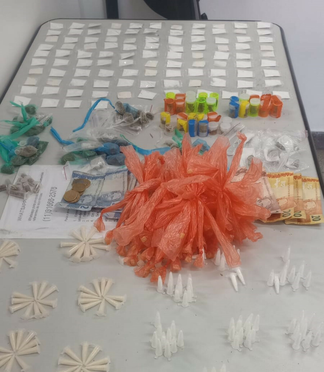 GCM prende homem por tráfico, localiza 532 porções de drogas e recupera motos roubadas