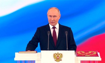Putin assume que defesa antiaérea russa provocou queda de avião