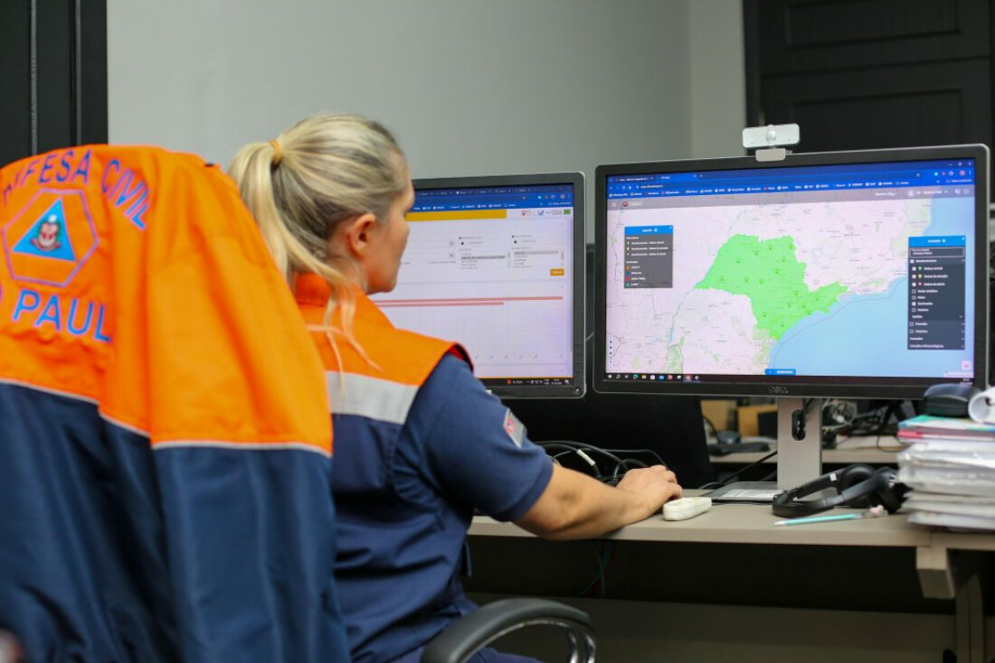 Cidades da região afetadas pelas chuvas recebem ajuda da Defesa Civil de SP