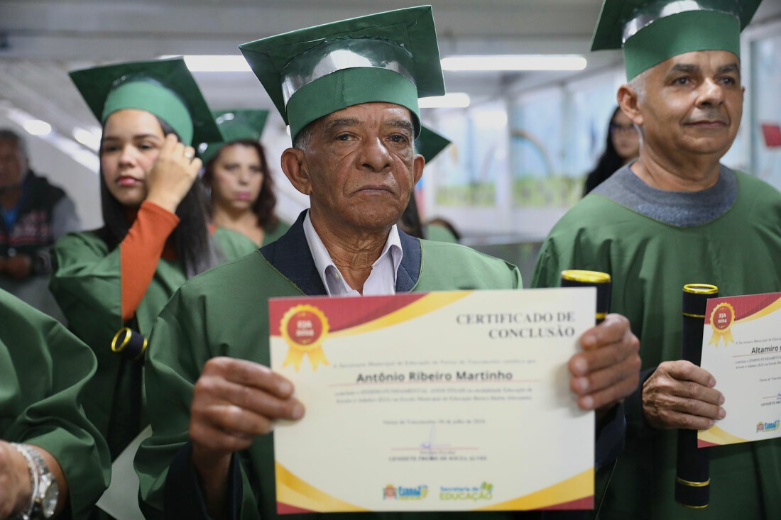 Ferraz segue com matrículas abertas para EJA 2025