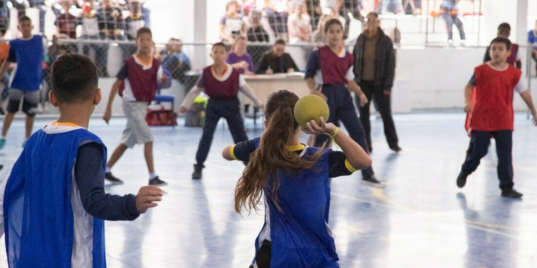 Finais da Queimada na 1° Olimpíada e Paralimpíada da rede municipal serão nesta terça-feira