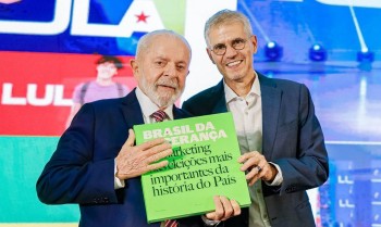 Comunicação do governo deve evoluir no digital, diz novo ministro