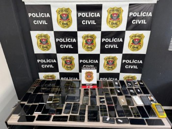 O que fazer em caso de celular roubado? Entenda procedimentos e informações necessárias