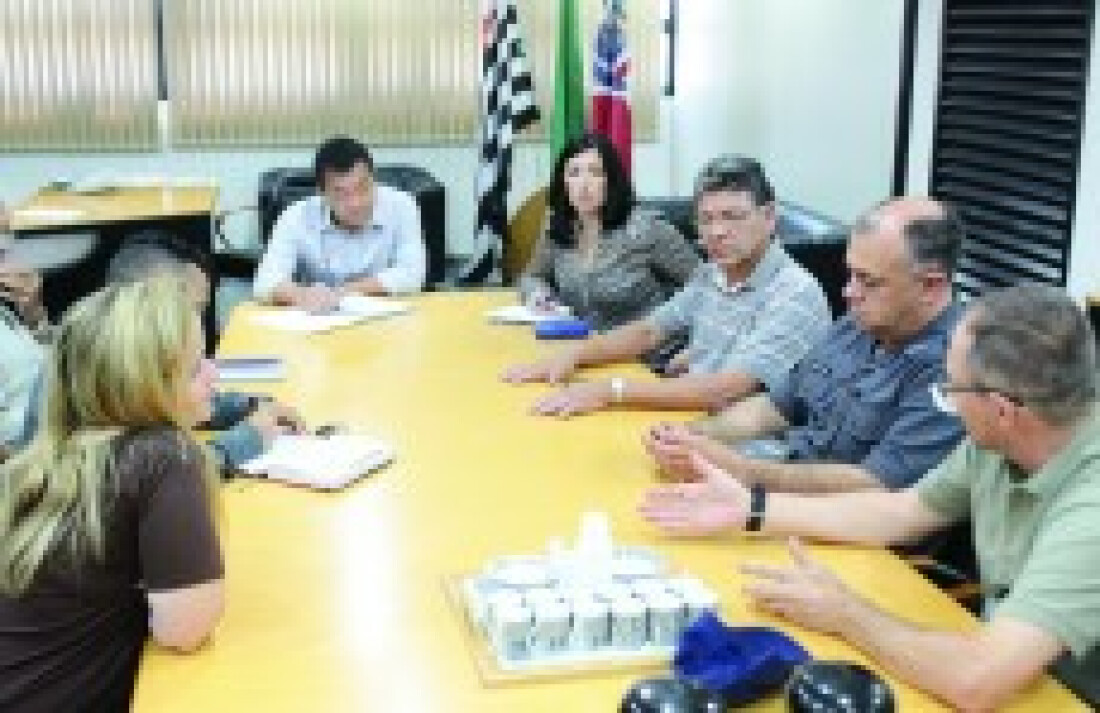 Síndicos da Vila Urupês agradecem Paulo Tokuzumi
